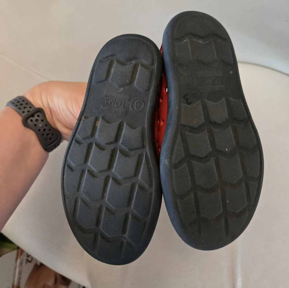 Toms Red Toddler Water Shoes Size 8